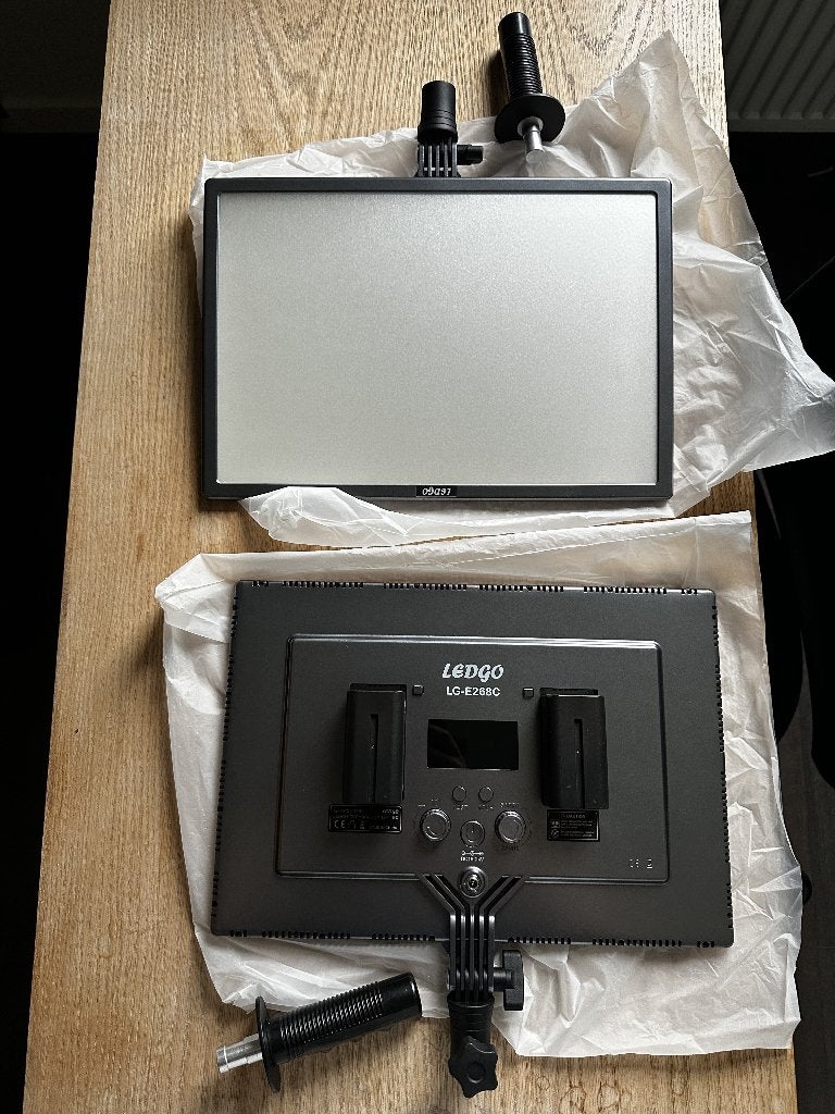 Ledgo E268C Bi-color kit, TV, Hi-fi & Vidéo, Enlèvement ou Envoi, Ledgo, Sur batterie, Lampe ou Kit de flash
