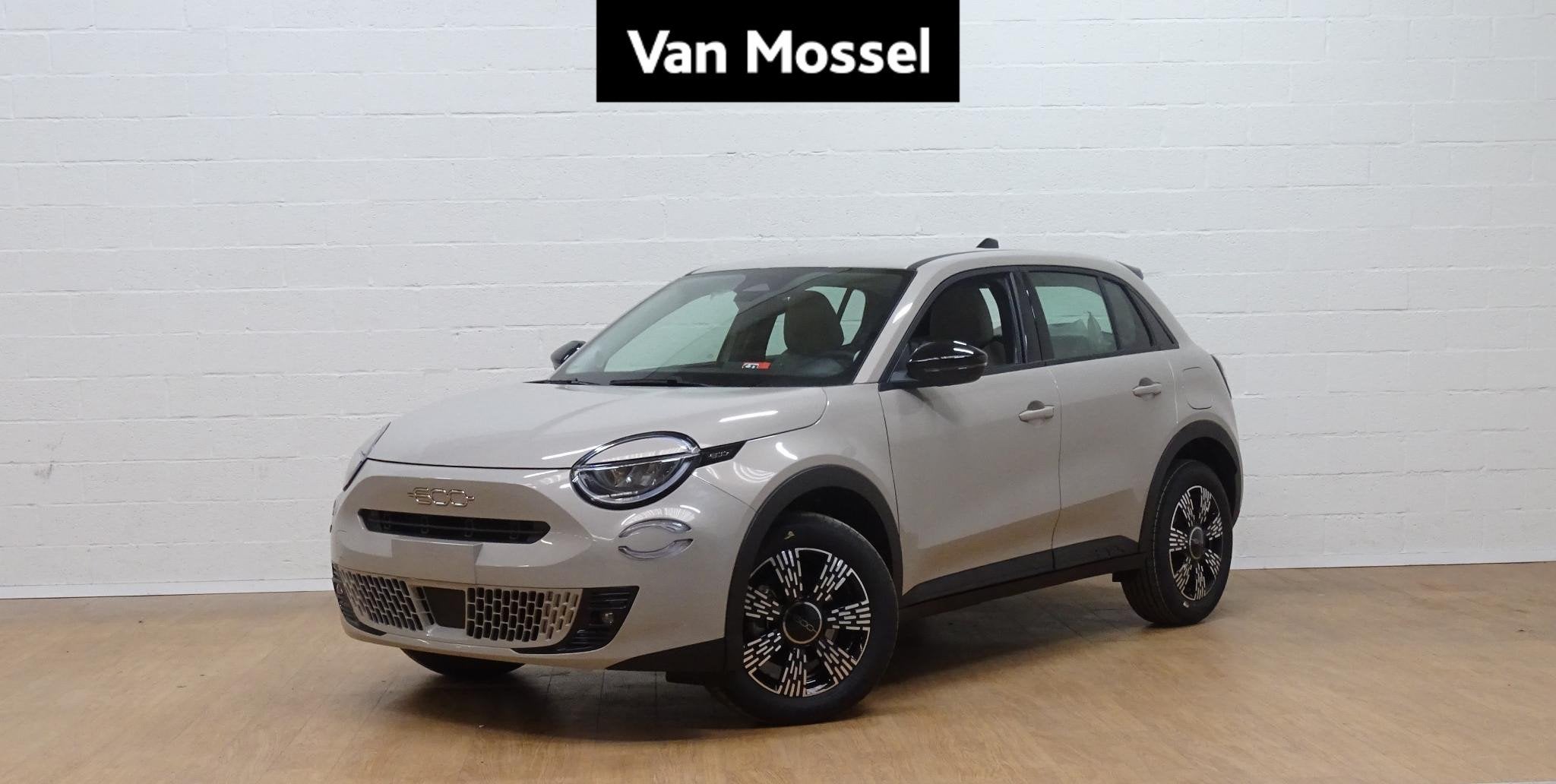 Fiat 600 1.2 Hybrid 145cv DCT Icon (automatique), Autos, 145 ch, Achat, 1280 kg, Entreprise