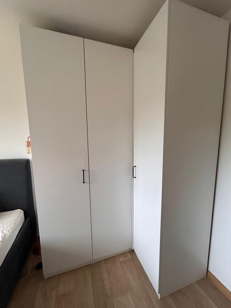 Kleerkast, Huis en Inrichting, 200 cm of meer, Zo goed als nieuw, Mdern/klassiek model, 50 tot 75 cm