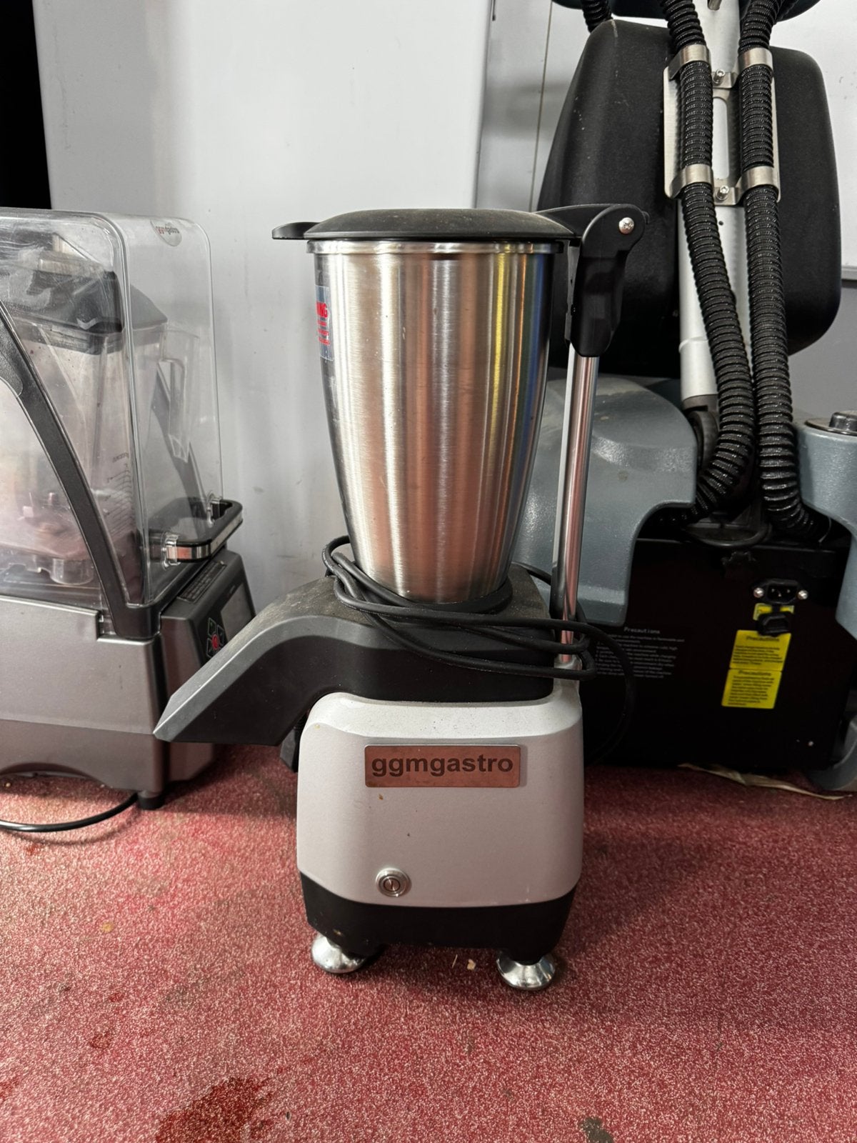 Ice crusher - GGMGASTRO, Electroménager, Mélangeurs de cuisine, Comme neuf, Enlèvement