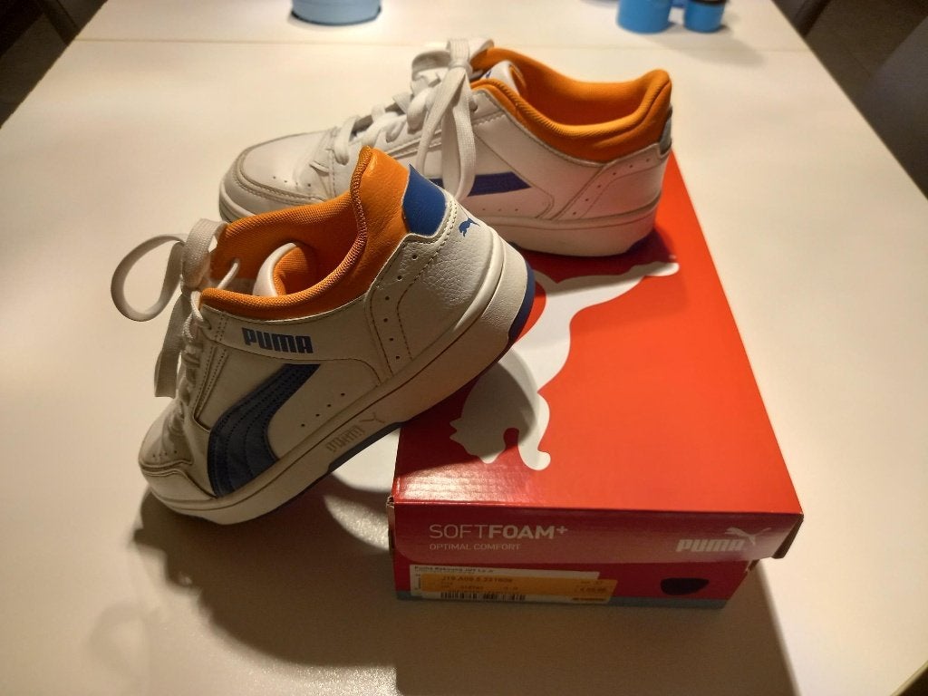 Schoen Puma Softfoam maat 37, Kinderen en Baby's, Kinderkleding | Schoenen en Sokken, Gebruikt, Sportschoenen, Puma, Ophalen of Verzenden