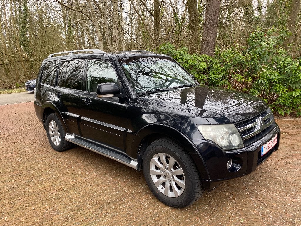 Oersterke Mitsubishi Pajero Lichte Vracht, Autos, Cuir, Achat, 2 places, 2420 kg