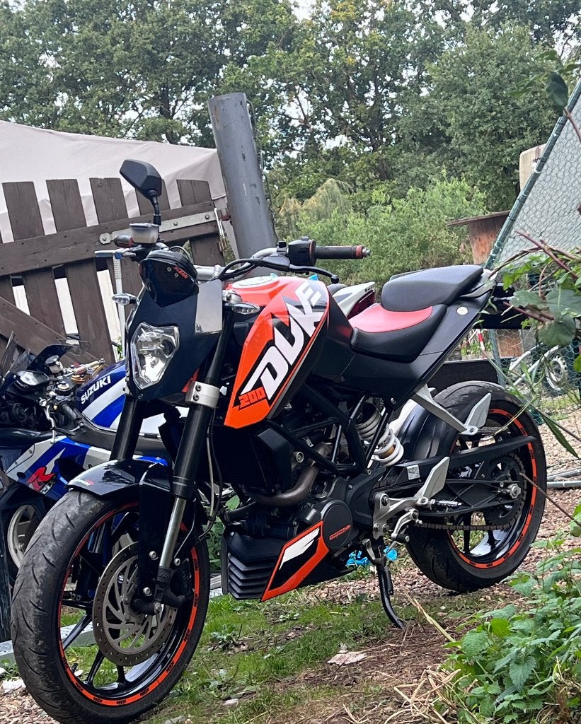 Ktm Duke 200 In top staat!, Motoren, Particulier