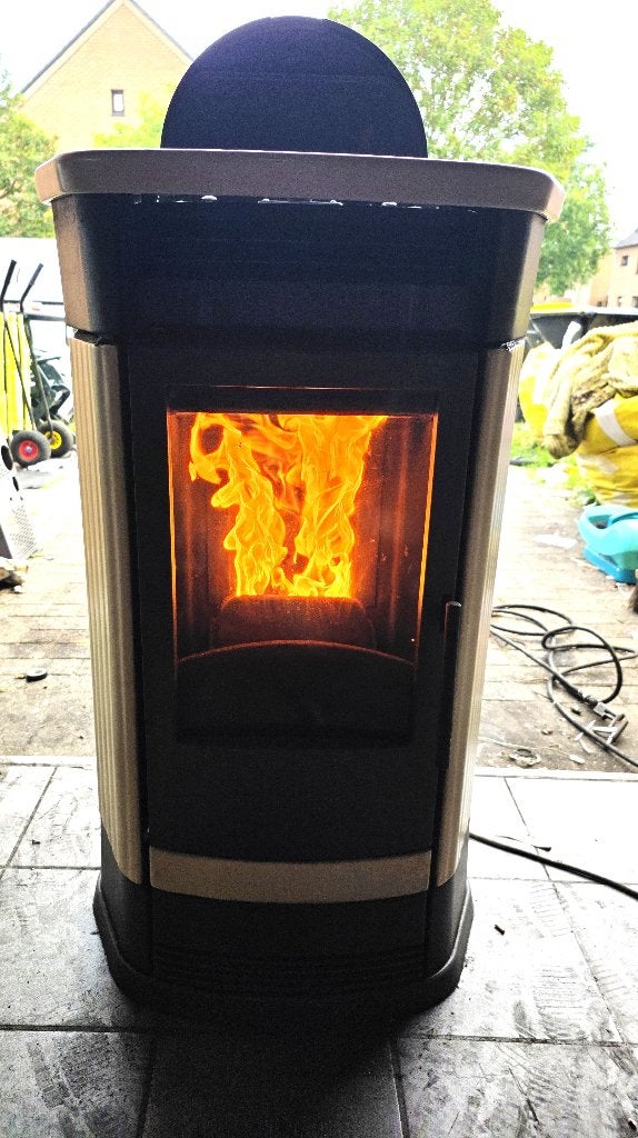 pelletkachel bleufire surdiac deblin13kw, Ophalen, Zo goed als nieuw, Overige brandstoffen, Pelletkachel