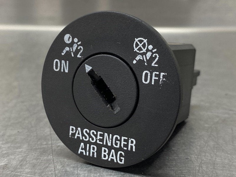 VEROUILLAGE AIRBAG Daewoo / Chevrolet Cruze (|13268602|), Utilisé, Daewoo
