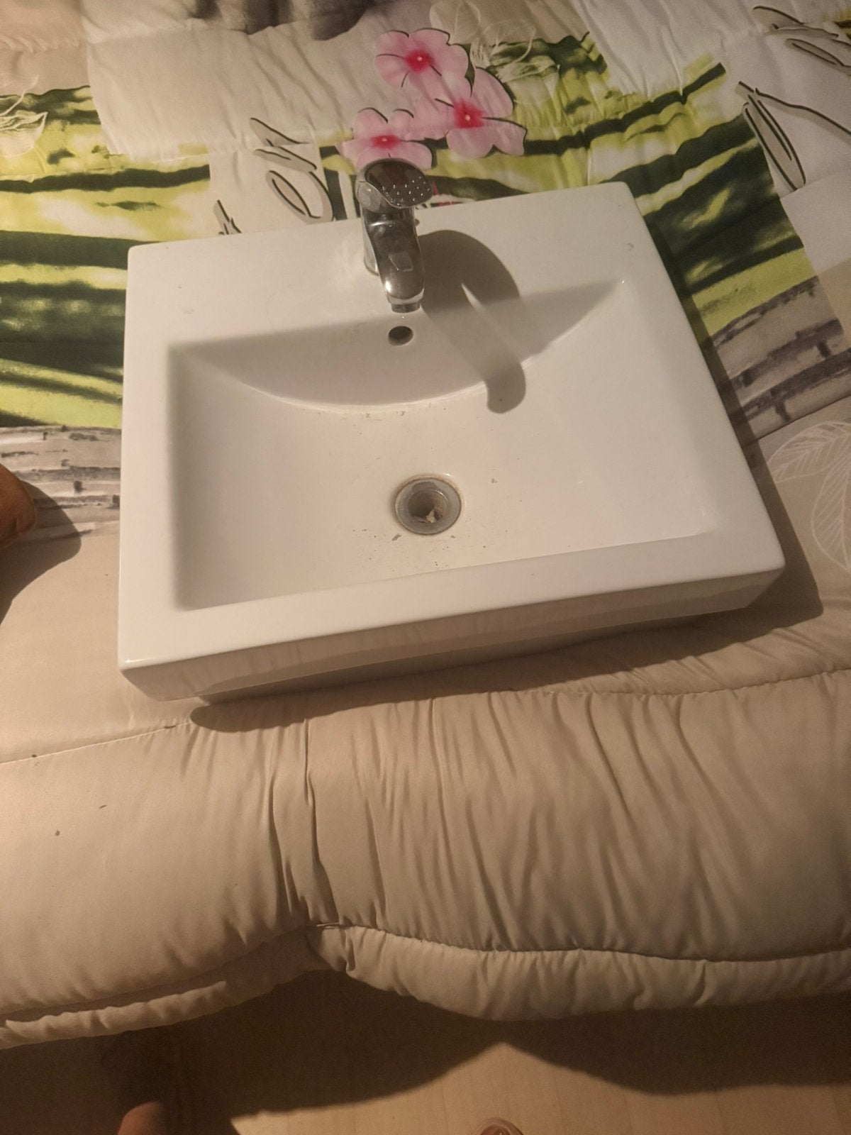 Lavabo, Ophalen, Zo goed als nieuw, Kraan