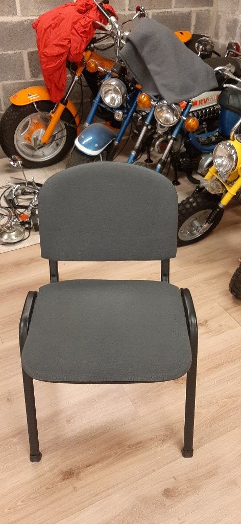 30 chaises (chaise) de bureau ou réunion, Maison & Meubles, Enlèvement, Comme neuf, Gris, Cinq, Six Chaises ou plus