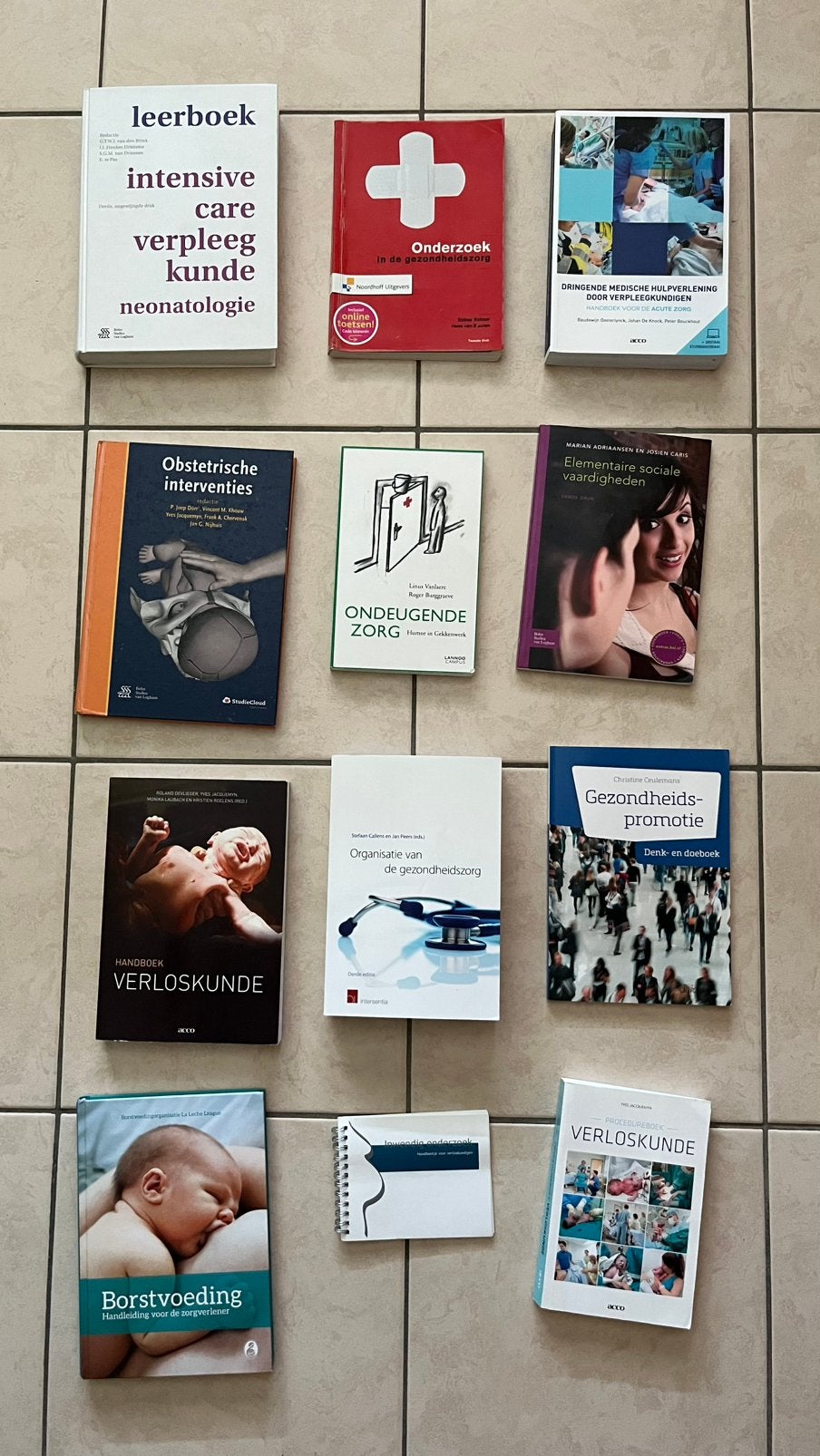 Boeken vroedkunde, Ophalen, Zo goed als nieuw, Zwangerschap en Bevalling