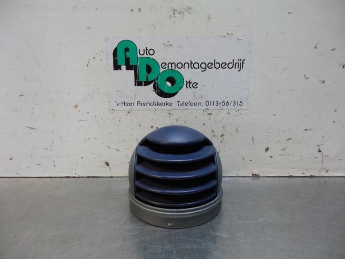Grille aération tableau de bord d'un Smart City Coupe, -, Utilisé, -, Smart