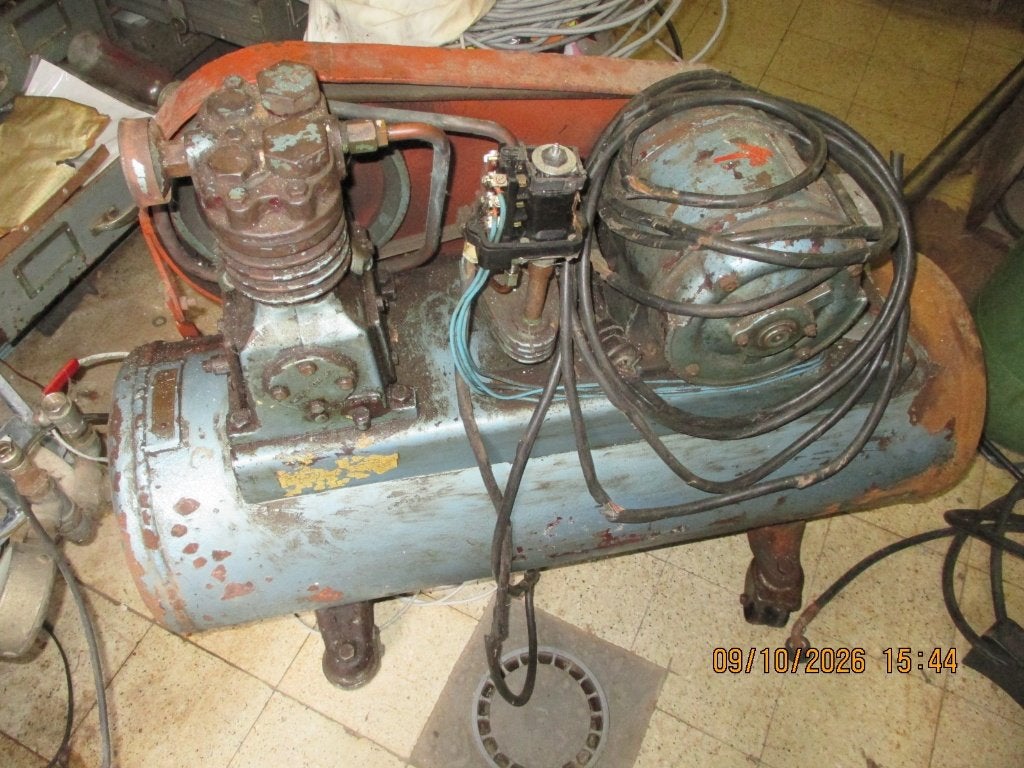 compressor, Doe-het-zelf en Bouw, 25 tot 100 liter, Ophalen, Gebruikt