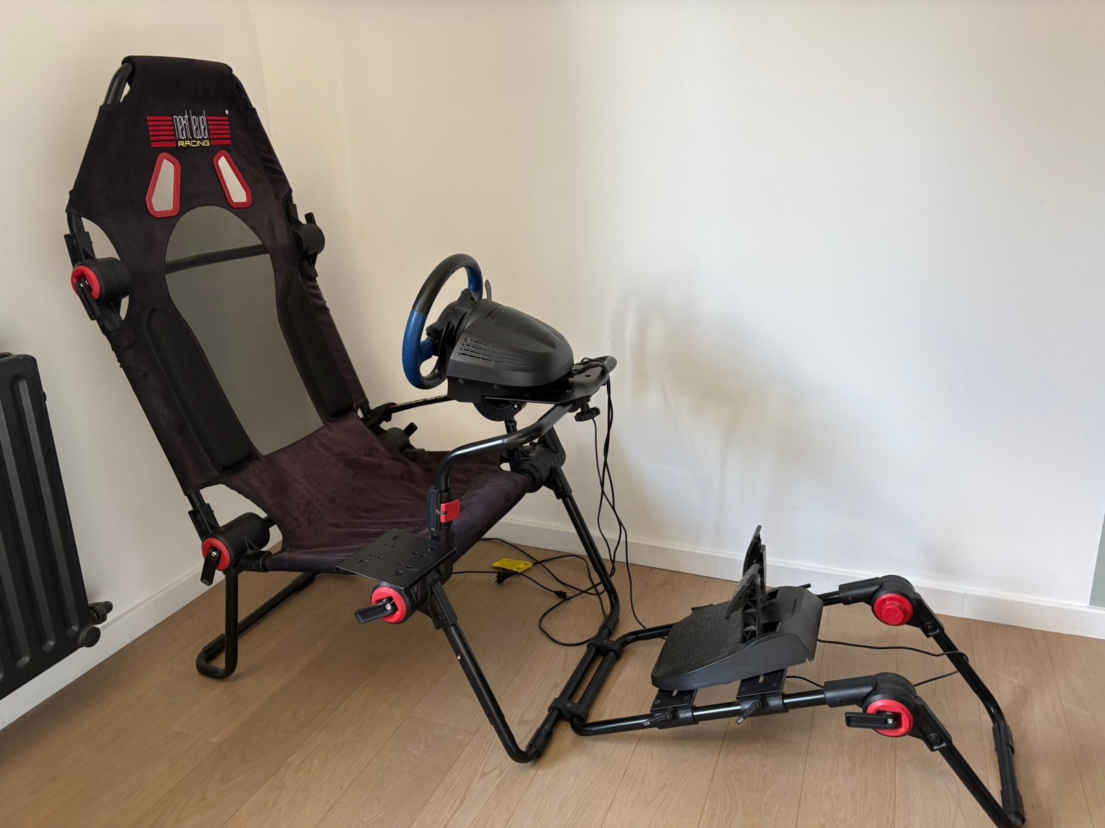 Thrustmaster T150 + T2PA-pedalen, Ophalen, Racestoel, Force feedback, Zo goed als nieuw