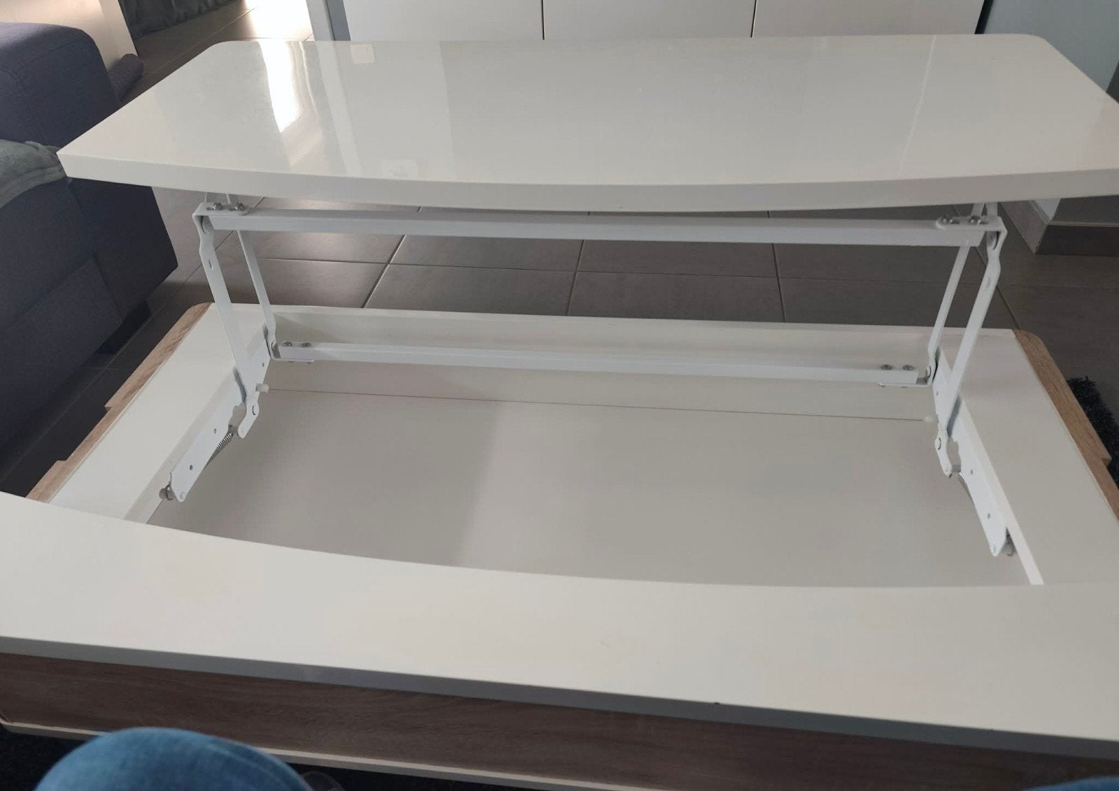 Salontafel/tv kast, Ophalen