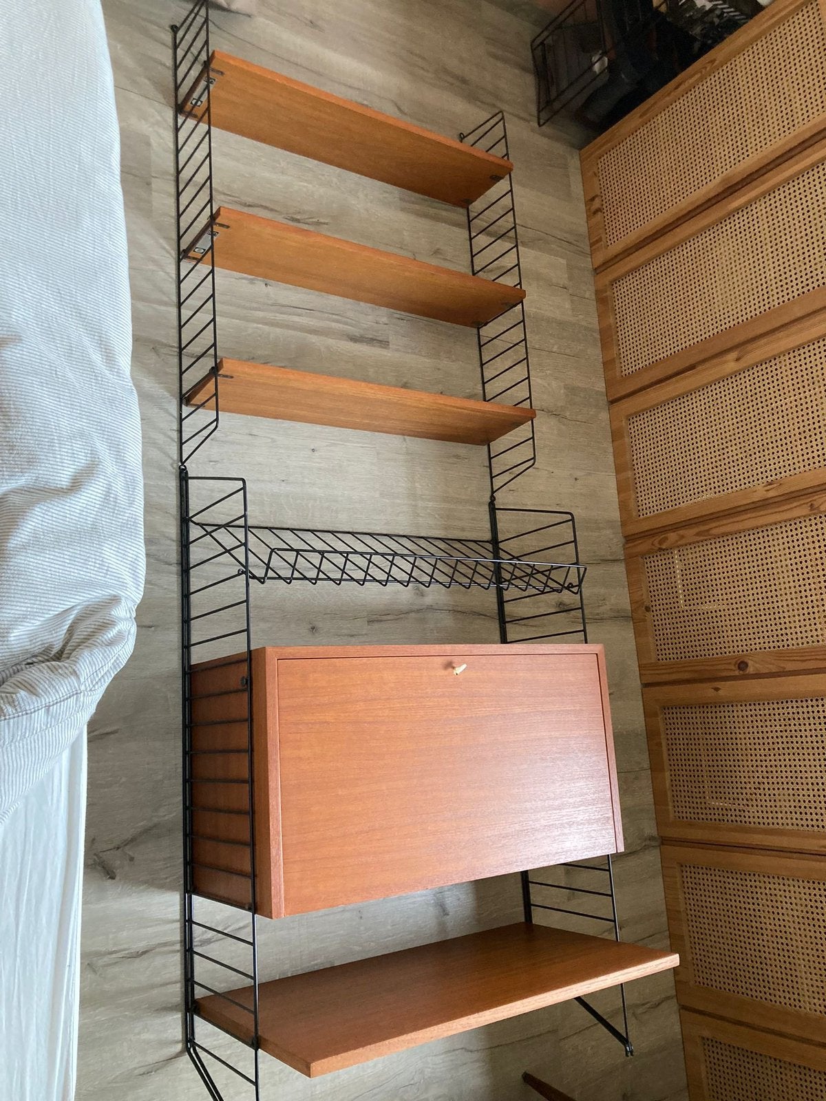 Vintage nisse string strinning wall unit, Ophalen