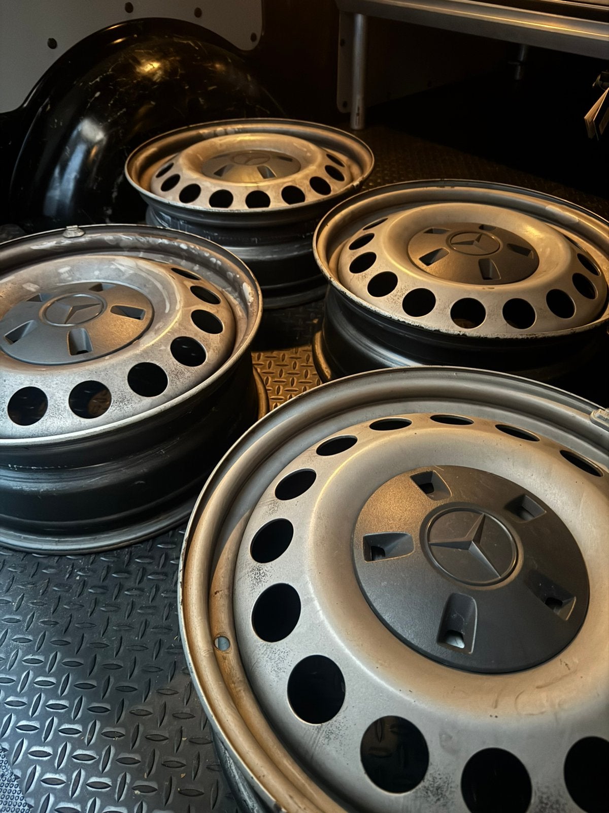 4 jantes en tole Mercedes en 17", Autos : Pièces & Accessoires, Pneus & Jantes, Enlèvement, Jante(s)