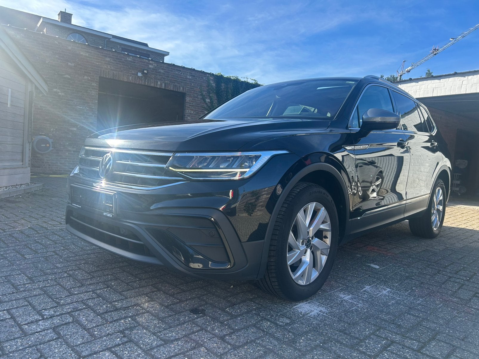 Vw Tiguan ALLSPACE 7 places toit ouvrant garantie, Autos, Phares entièrement LED, Achat, Entreprise, 1968 cm³