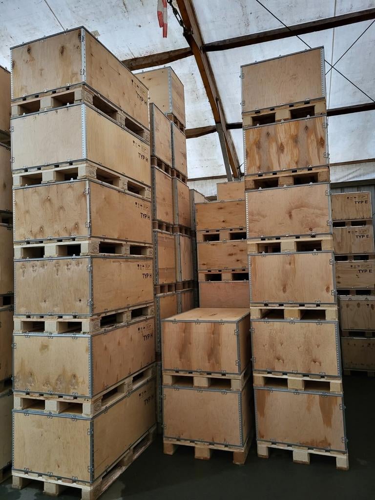 Caisses pliantes avec palette intégrée sur-mesure, Belrack, Info@belrack.com, Belgique