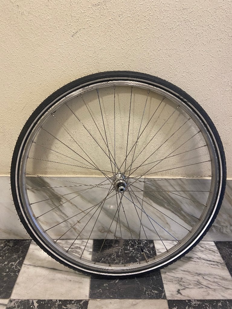 fietswiel en band 700x35C / 37x622 nieuw (afhalen gent), Fietsen en Brommers, Fietsonderdelen, Ophalen, Band, Zo goed als nieuw