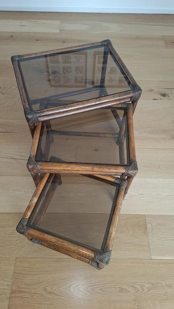 Tables Gigognes en rotin, 55 à 75 cm, Verre, Utilisé, Rectangulaire