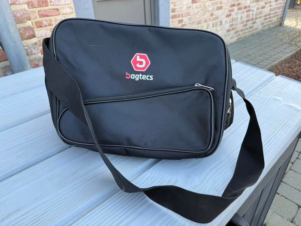 Valise latérale pour vmw r1200 rt ou r 1250 rt, Ophalen, Zo goed als nieuw