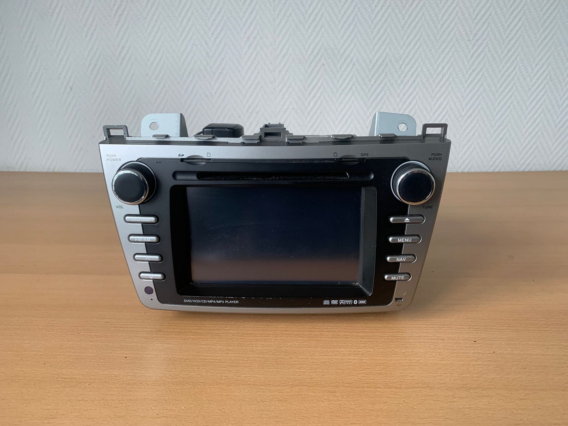 radio mazda 6 2007 tot 2013 ( universeel ) schermradio, Enlèvement ou Envoi, -, -, -
