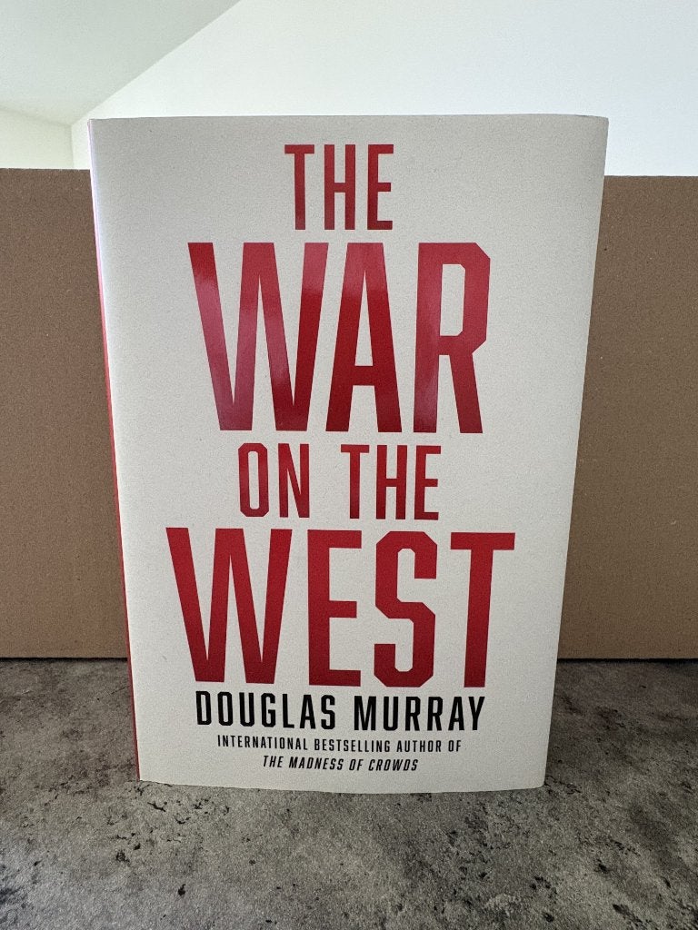 The War on the West - Douglas Murray, Maatschappij en Samenleving, Ophalen of Verzenden, Zo goed als nieuw, Douglas Murray