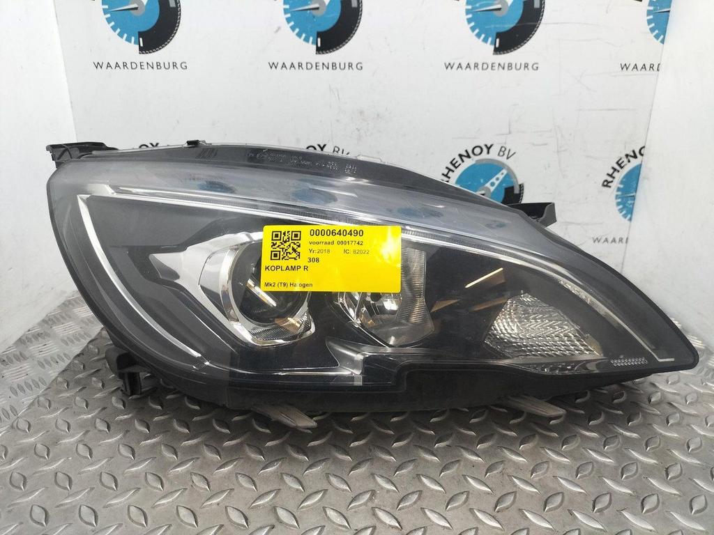 PEUGEOT 308 1.2 PureT.Blue L. Ex  KOPLAMP R 1628555380 2018, Enlèvement ou Envoi, Utilisé, ARN reconnu