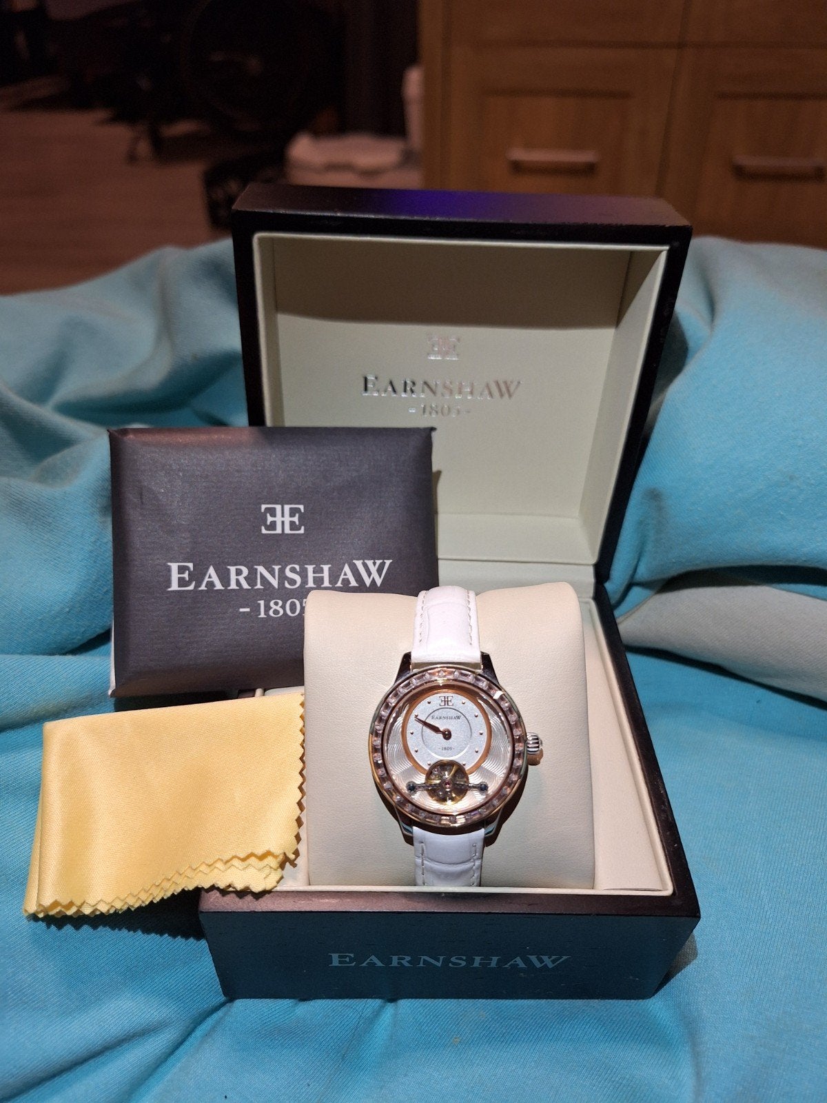 Thomas Earnshaw Lady Australis dameshorloge, Handtassen en Accessoires, Horloges | Heren, Ophalen