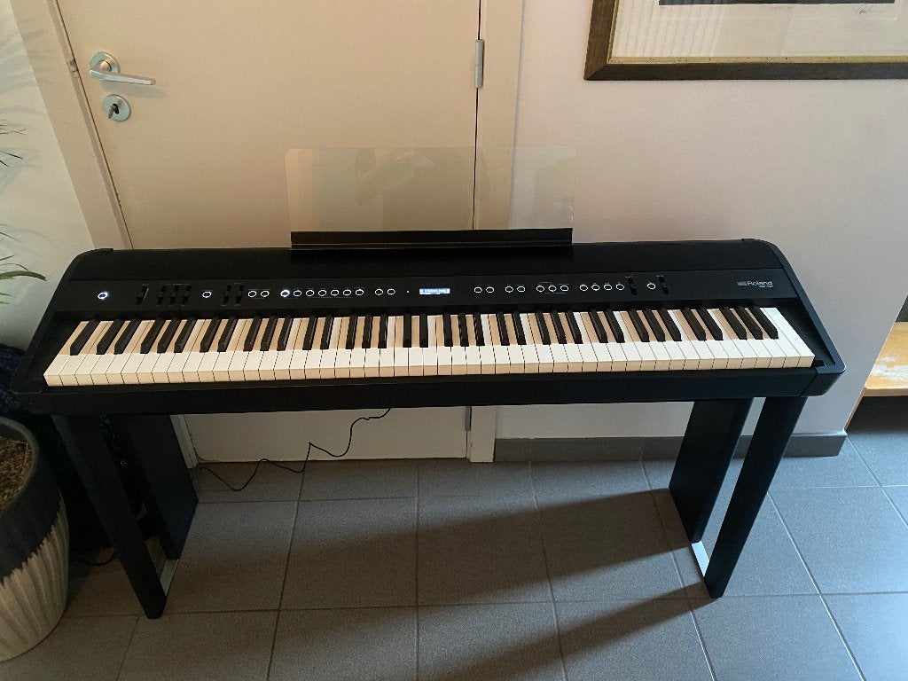 Roland FP-90 Digitale Piano + Onderstel (Topstaat!), Muziek en Instrumenten, Ophalen, Gebruikt, Zwart, Digitaal