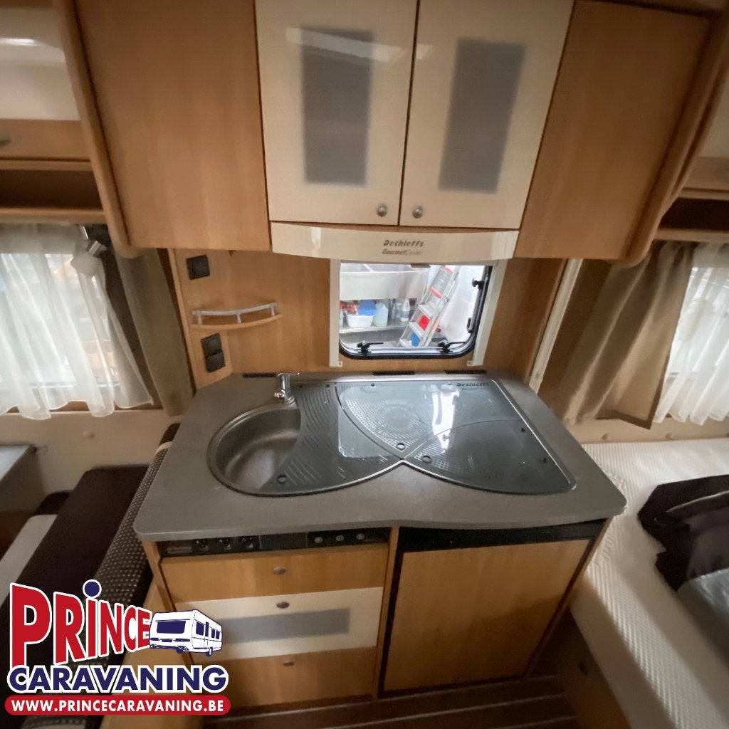 Dethleffs Camper 440 DB 2011 - Prince Caravaning, 6 à 7 mètres, Entreprise, Jusqu'à 3, Mover