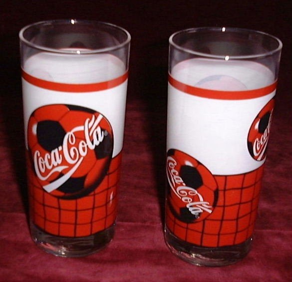 Coca Cola glas met Coca-Cola voetbal 3 voetballen, Ophalen of Verzenden, Nieuw