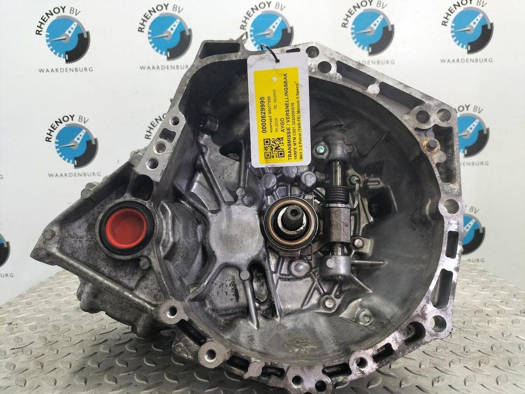TOYOTA AYGO KGB10L 1.0-12V TRANSMISSIE / VERSNELLINGSBAK 200, Auto-onderdelen, Ophalen of Verzenden, Gebruikt, ARN erkend