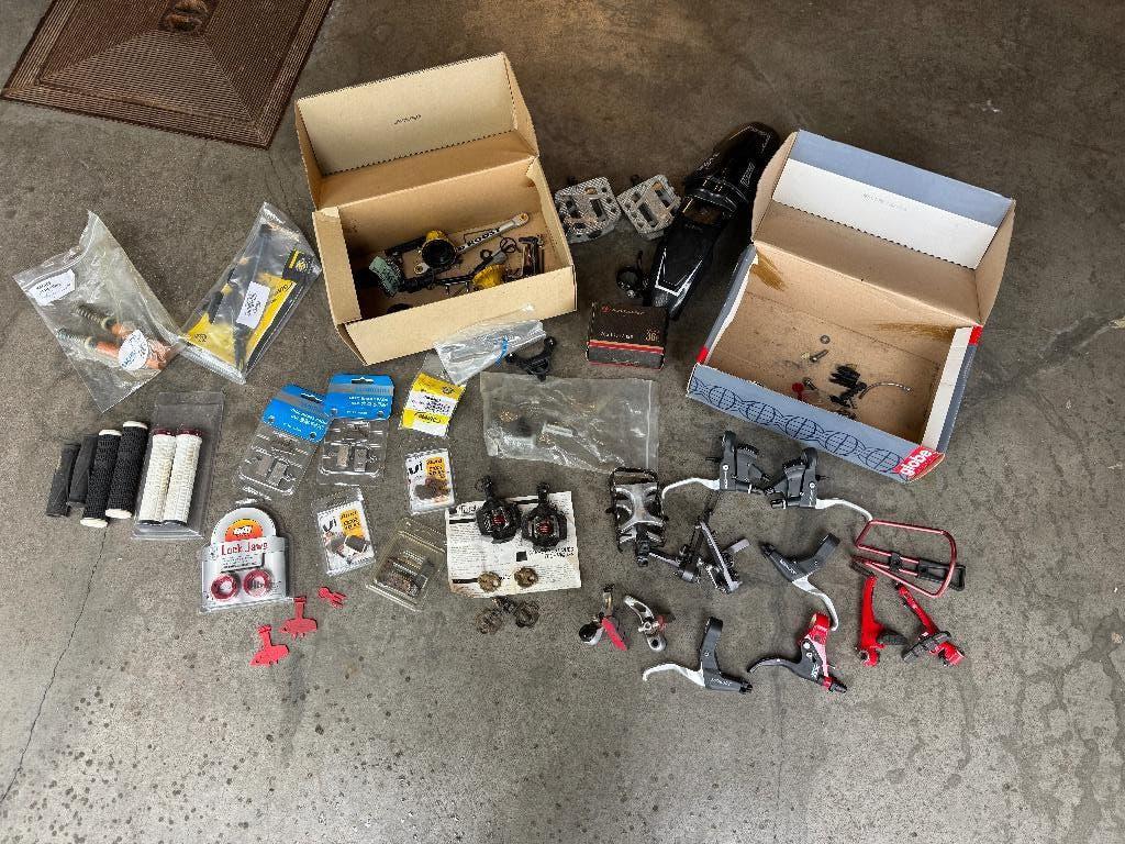 Set mountainbike-onderdelen, Fietsen en Brommers, Ophalen, Remmen, Zo goed als nieuw, Aluminium