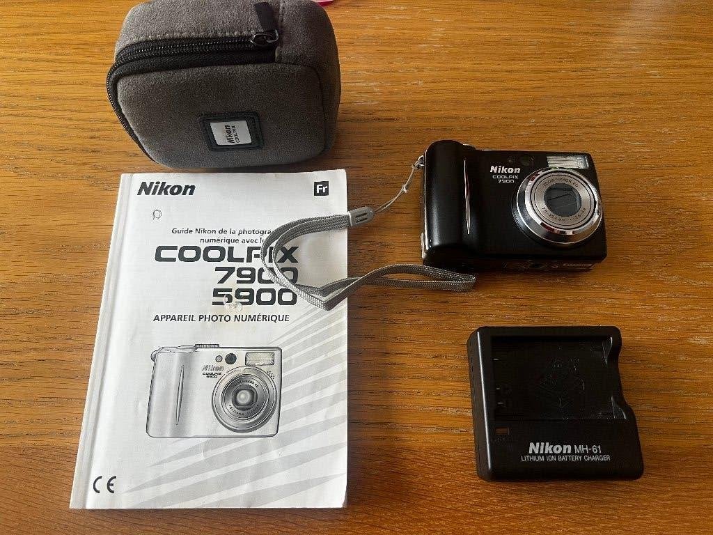 Nikon Coolpix 7900 – Compacte digitale camera (7.1 MP), Audio, Tv en Foto, Ophalen of Verzenden, Zo goed als nieuw, Compactcamera