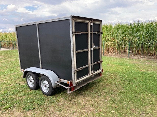 Gesloten aanhangwagen dubbelas 750kg, Ophalen, Zo goed als nieuw