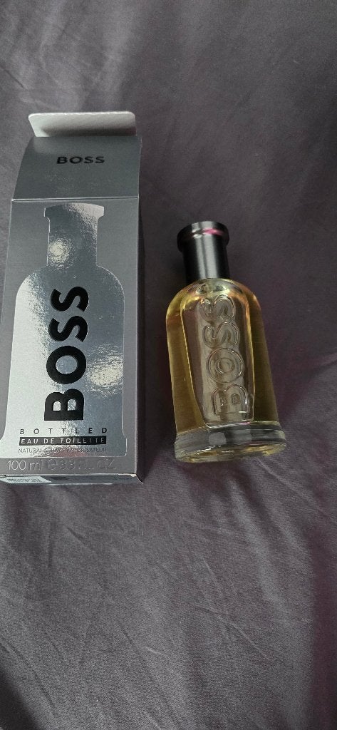 Parfum hugo boss, Collections, Parfums, Enlèvement, Neuf, Bouteille de parfum, Plein