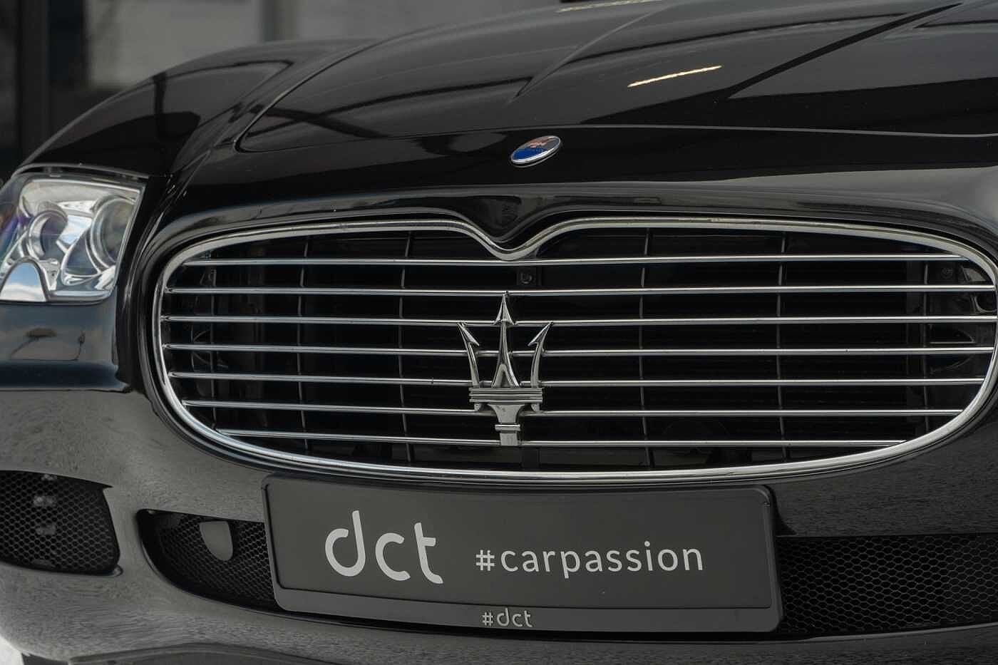 Maserati Quattroporte 4.2i V8 *First Owner* Sunroof, Cuir, Euro 5, 4 portes, 2065 kg