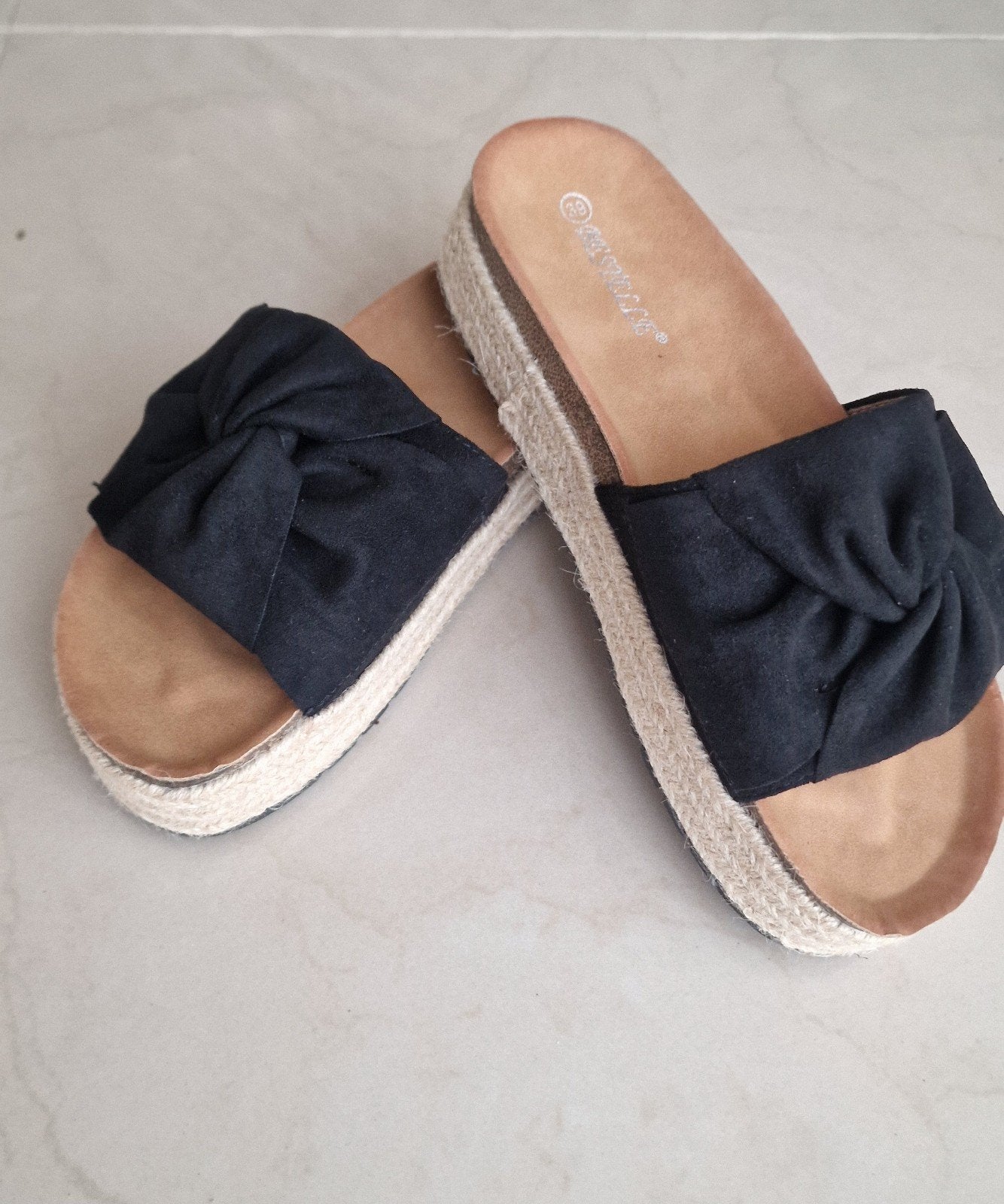 Mules / Sandales compensées, Vêtements | Femmes, Chaussures, Noir, Enlèvement ou Envoi