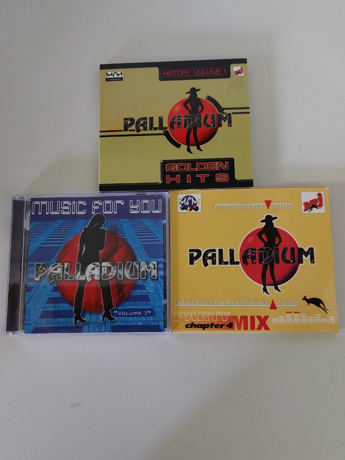 PALLADIUM, CD & DVD, Envoi