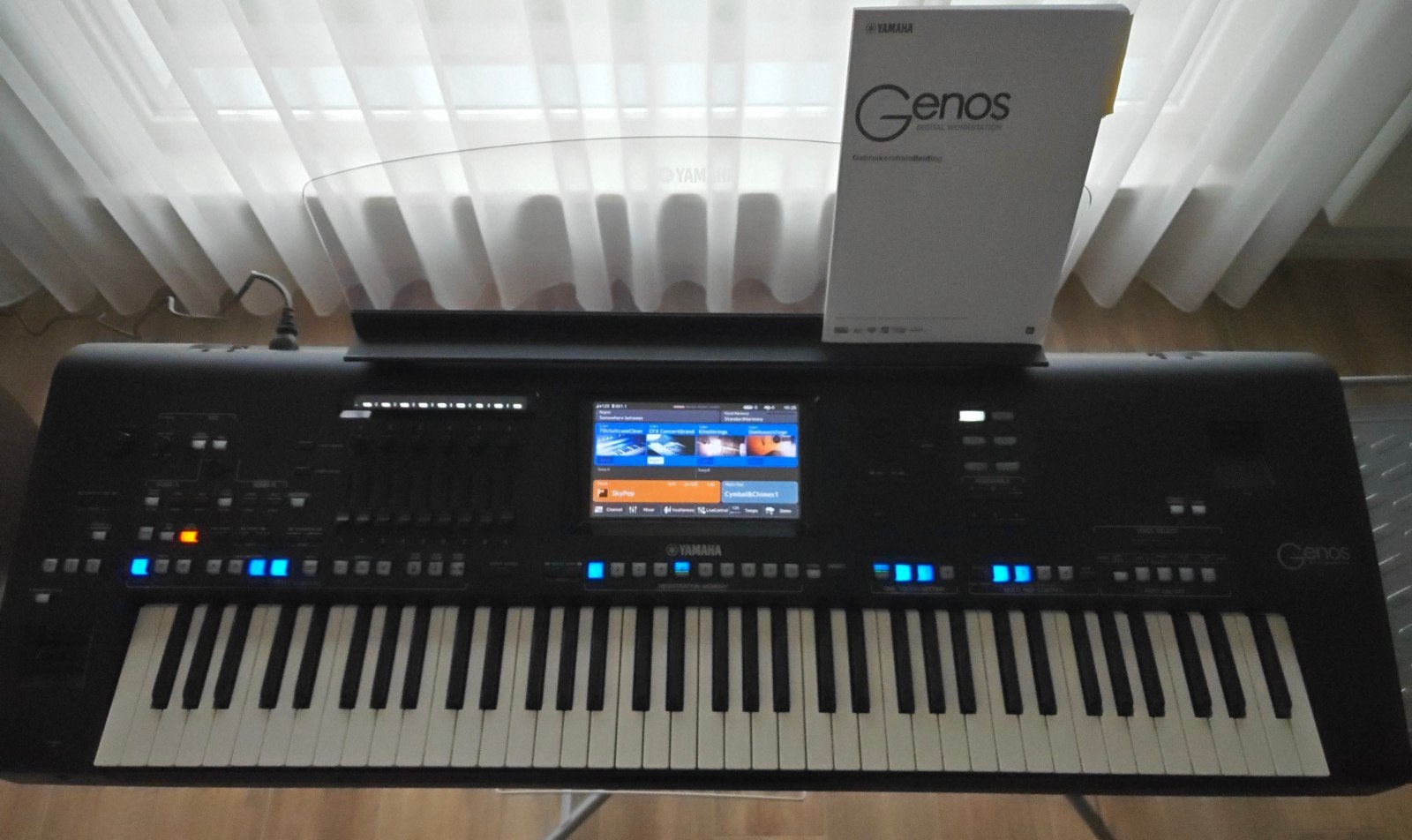 Yamaha genos 1, Ophalen, Gebruikt, Yamaha, Aanslaggevoelig