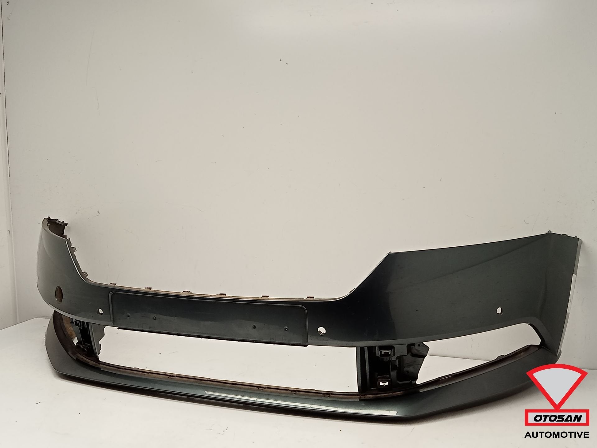 Skoda Fabia 3 Facelift Voorbumper Bumper 4xPDC Origineel!, Tr. Vaclava Klementa 869
293 01  Mlada Boleslav, CZ, Skoda, Bumper
