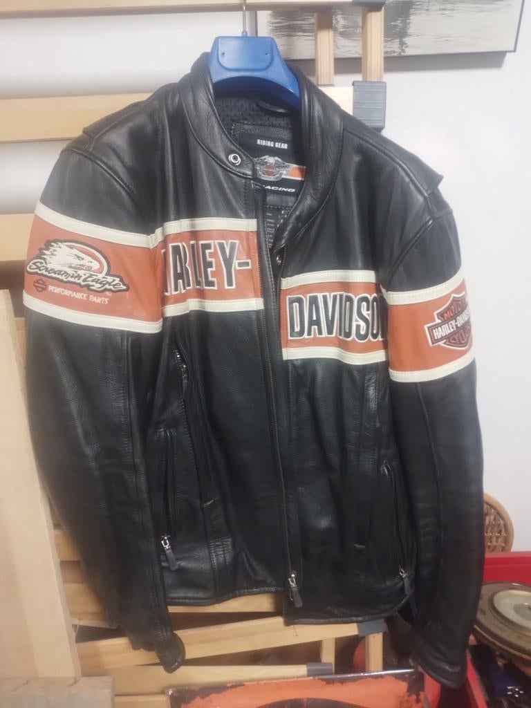 Vesta en cuir Harley Davidson Screaming Eagle taille M, Enlèvement
