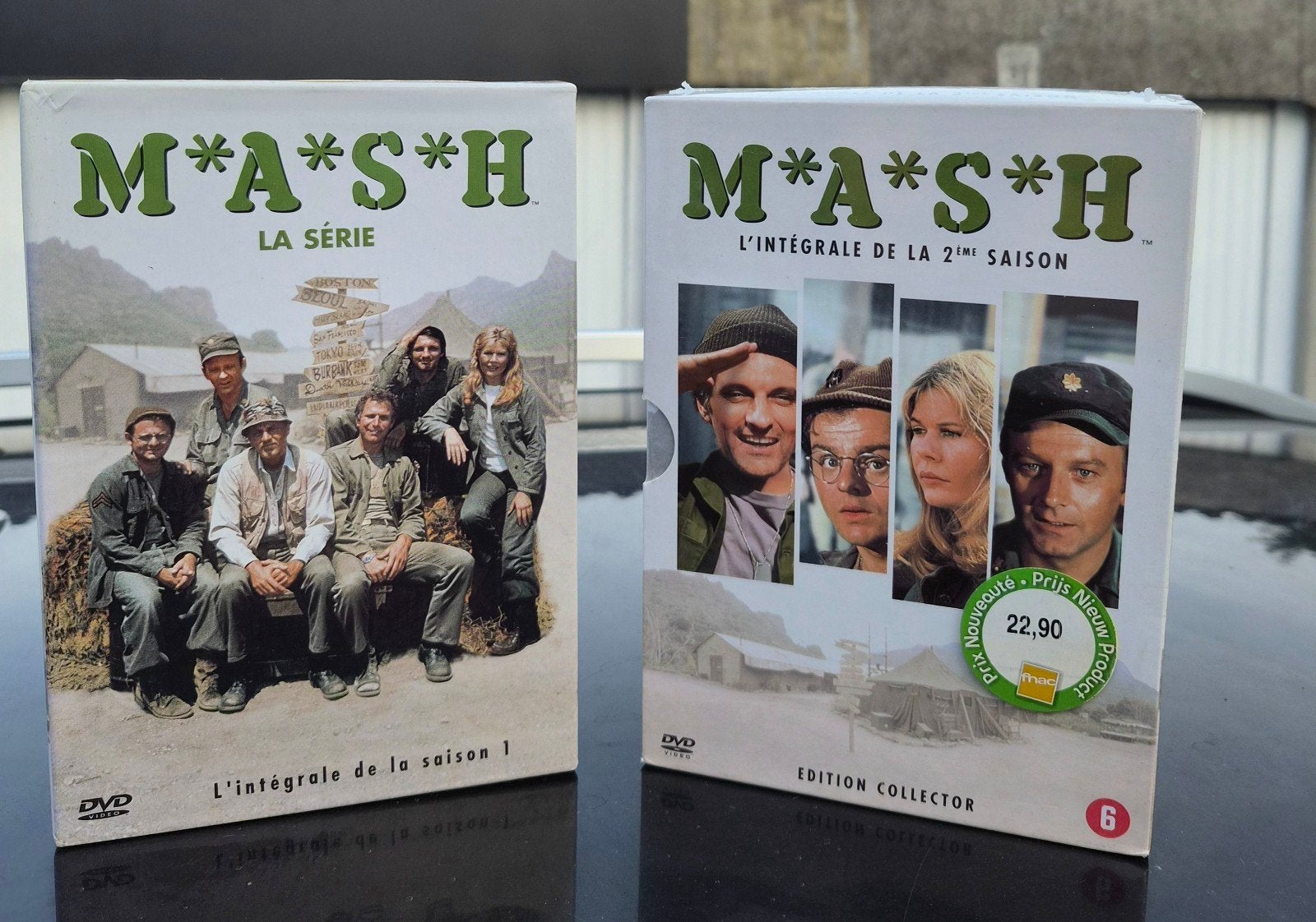 Mash 2 coffrets intégral 2 saisons, Enlèvement ou Envoi, Comme neuf, Saison 1