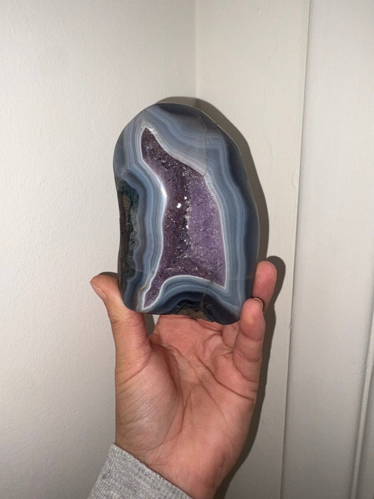 Agate avec améthyste violette, Enlèvement