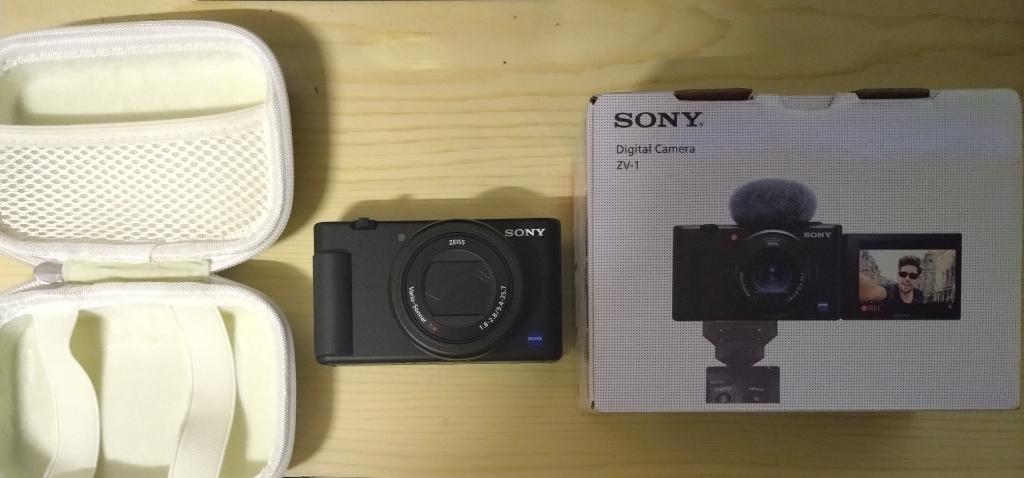 Sony ZV-1 + boîte d'origine + étui (état comme neuf), Enlèvement ou Envoi, Comme neuf, Compact, Sony