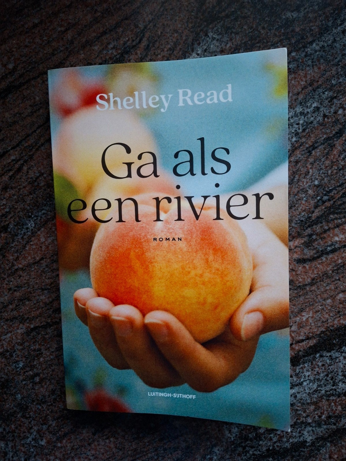 Roman, "Ga als een rivier", nieuw, Ophalen of Verzenden, Nieuw, Shelley Read