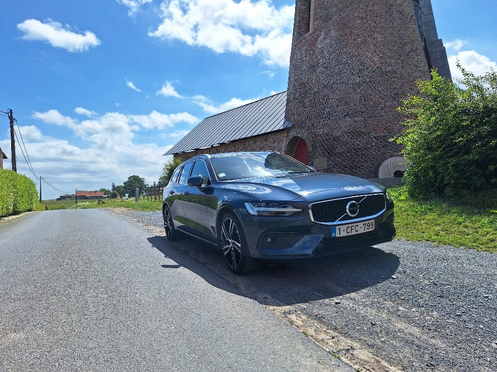 Volvo V60, Auto's, Volvo, 4 cilinders, Lane Keeping Assist, Zwart, Leder