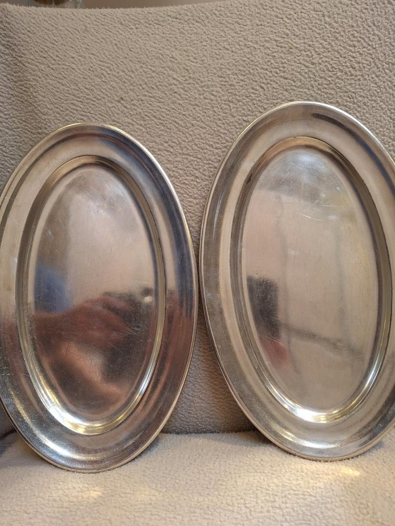 2 plats de service Wiskemann en métal argenté, Enlèvement ou Envoi