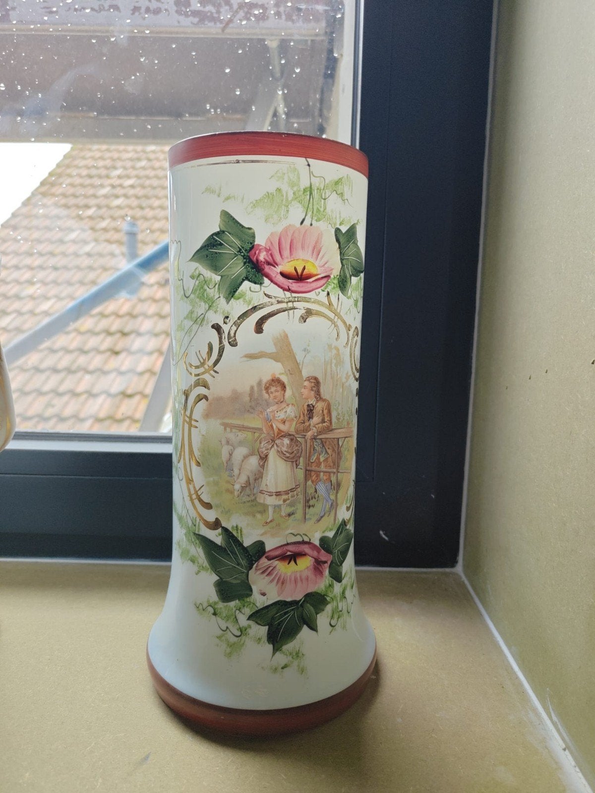 Decoratieve vintage porseleinen vaas – romantisch tafereel, Ophalen