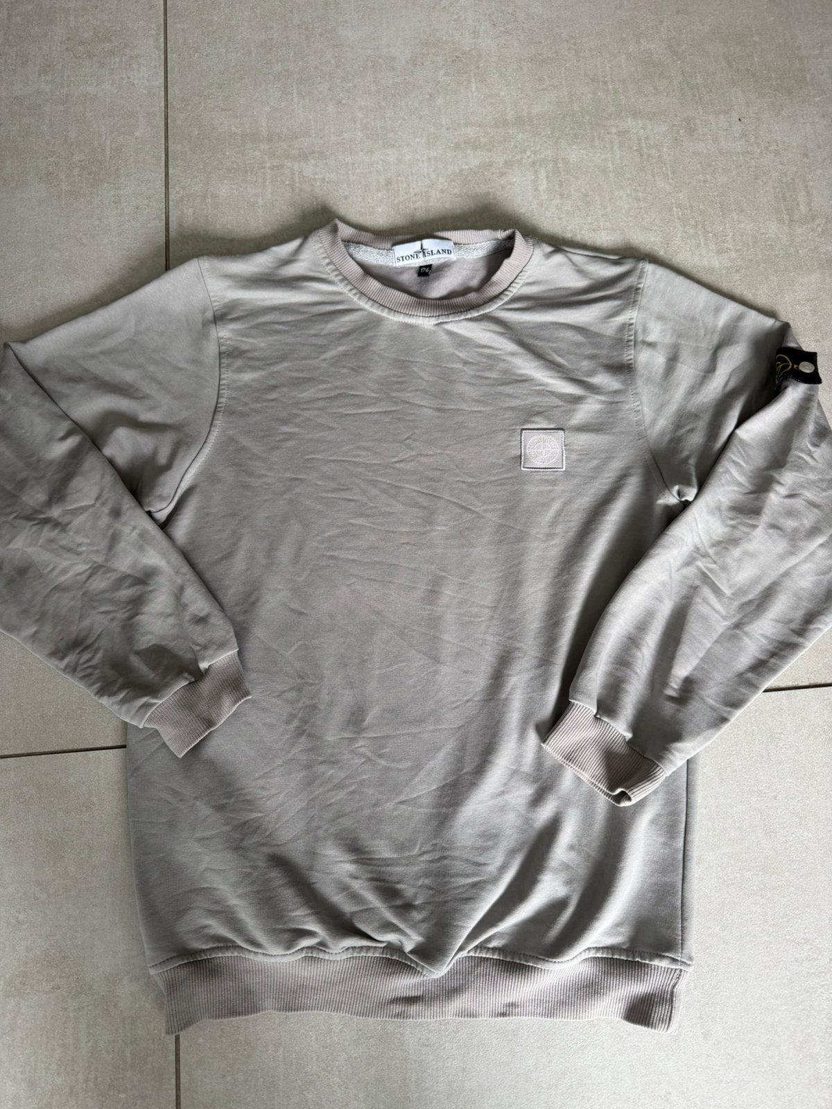 Sweater Stone Island maat 164, Enfants & Bébés, Vêtements enfant | Taille 164, Enlèvement ou Envoi, Comme neuf