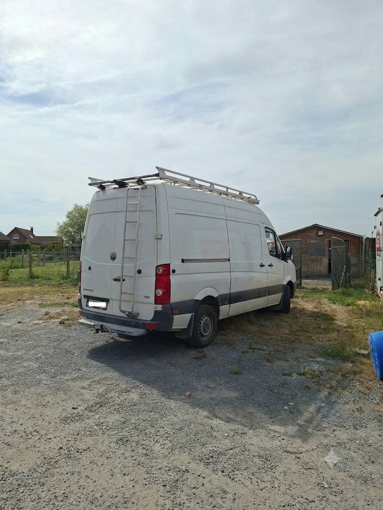 vw Crafter 2.00 tdi L2H2 de 160 cv de 2015, Auto's, Bestelwagens en Lichte vracht, Particulier, ABS, Achteruitrijcamera, Automatische klimaatregeling